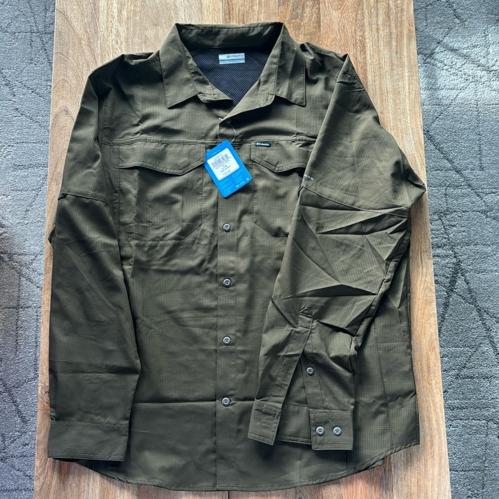 Large Olive color Columbia long sleeve sun protection shirt